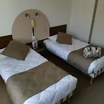 Adonis - Notre Dame De La Sarte Hotell
