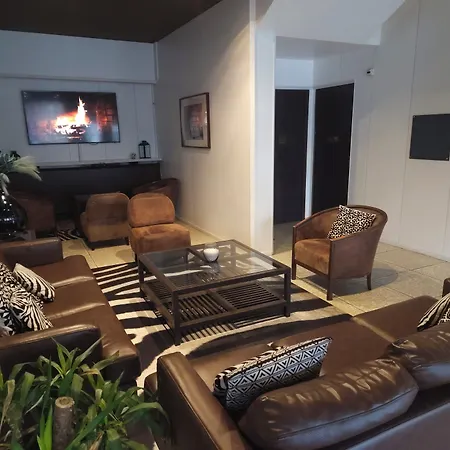 Adonis - Notre Dame De La Sarte Hotel 3*