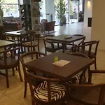 Adonis - Notre Dame De La Sarte Hotel 3*