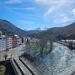 Hotel Adonis - Notre Dame De La Sarte 3*