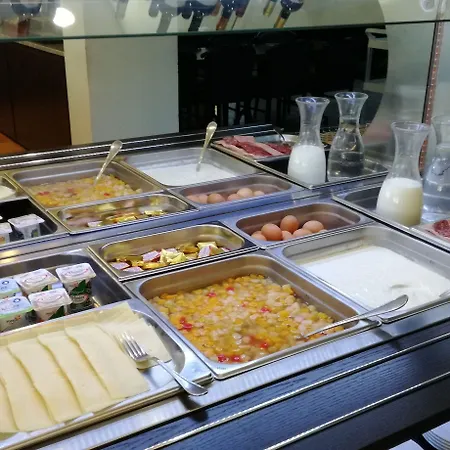 Adonis - Notre Dame De La Sarte 卢德