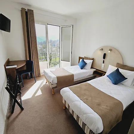Notre Dame De La Sarte Hotel Lourdes