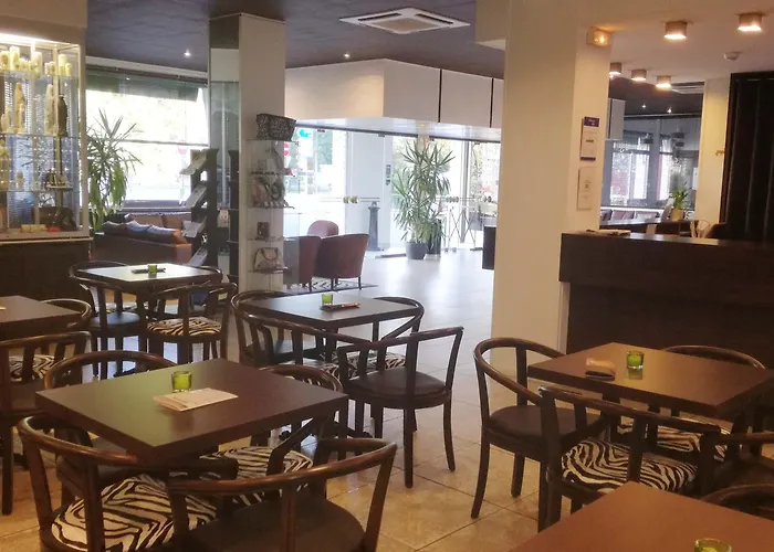 Adonis - Notre Dame De La Sarte 卢德