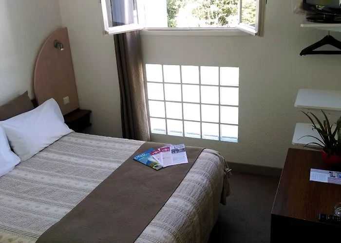 Hotel Adonis - Notre Dame De La Sarte Lourdes