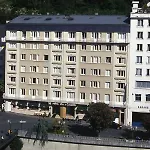 Adonis - Notre Dame De La Sarte ホテル 3*