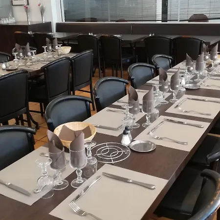 Adonis - Notre Dame De La Sarte لورد