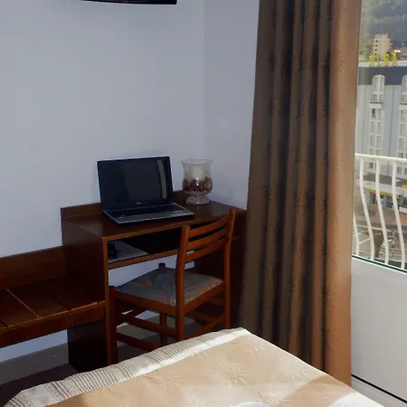 Adonis - Notre Dame De La Sarte