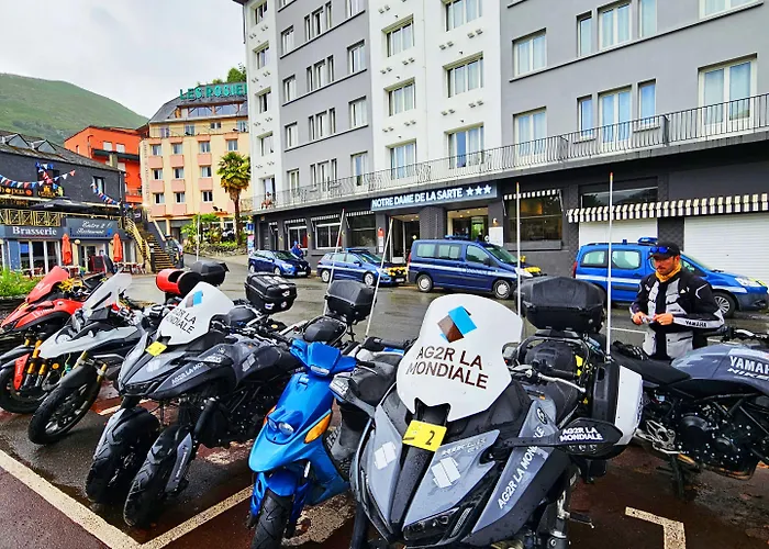 מלון Adonis - Notre Dame De La Sarte לורדה